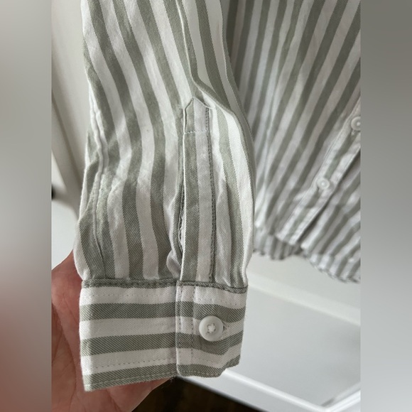 beachlunchlounge Arielle Hillside Green striped button down shirt | size xs - Picture 3 of 5